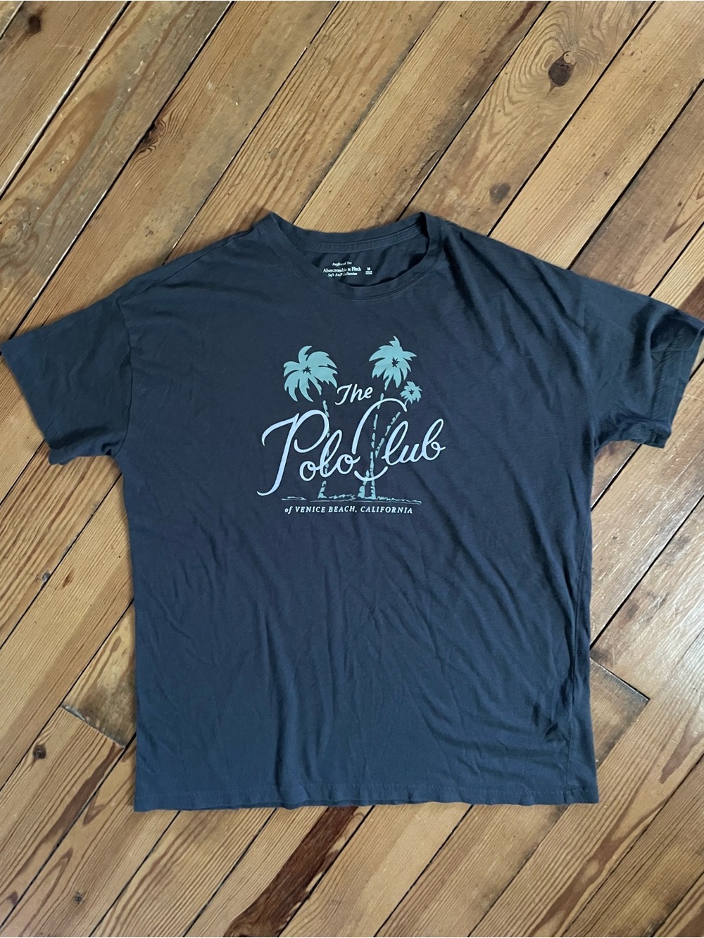 Abercrombie & Fitch Boyfriend Tee Soft A&F collection